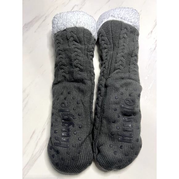 Huggle Premium Fleece Slipper Socks Non-Slip Grey As Seen on TV Cable Knit - Picture 3 of 5